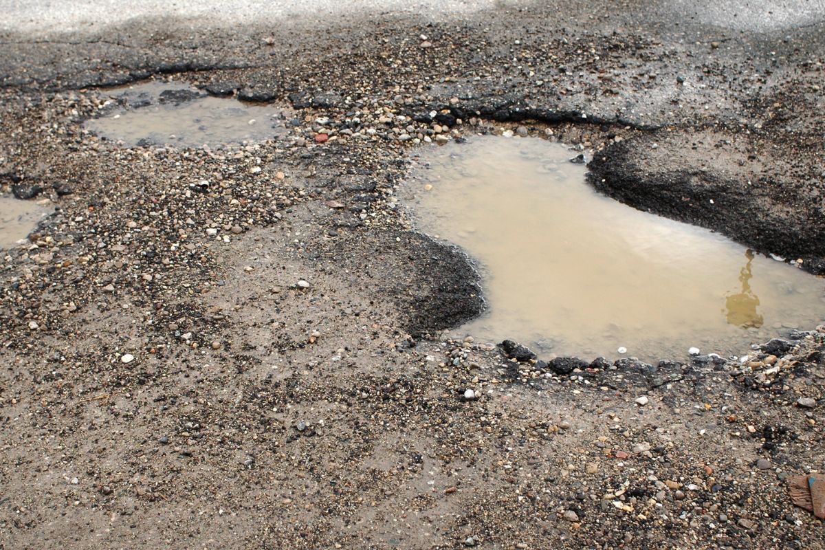 potholes that fill up with water in winter. needing gap 20 or gap 40